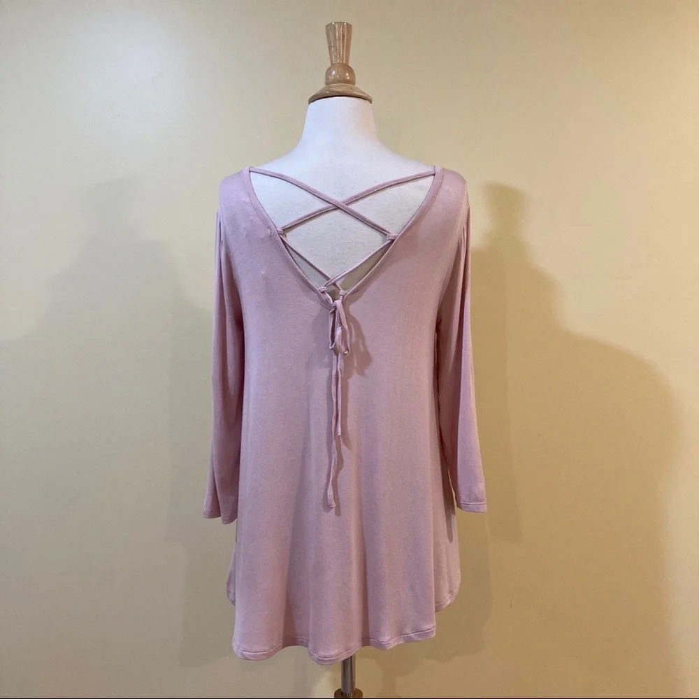 Lace Up Back 3/4 Sleeve Drapey High Low Top Blush - Picture 4 of 4